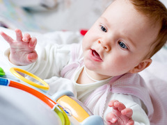 Розвиваючі ігри для немовлят грудного віку