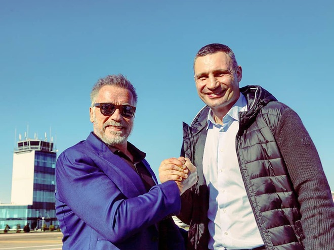 Арнольд Шварценеггер (Cover)