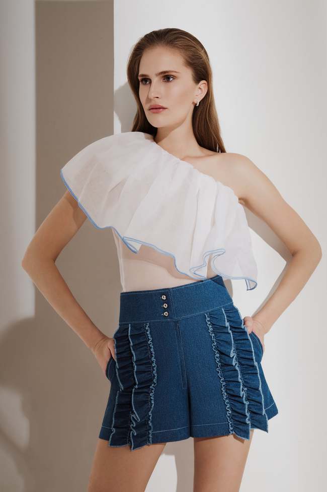 Алла Костромичева в лукбуке бренда ELENA GURANDA