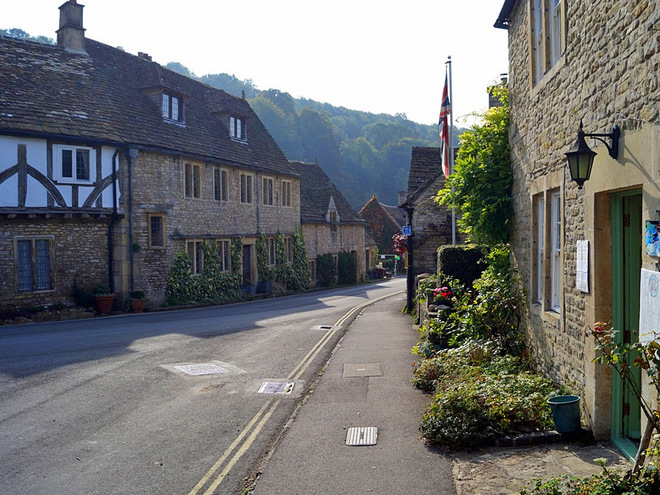Деревня Castle Combe
