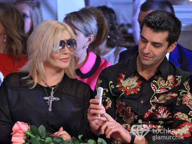 Ирина Билык показала нового мужчину на показе мод