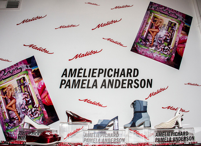 Памела Андерсон разработала коллекцию обуви