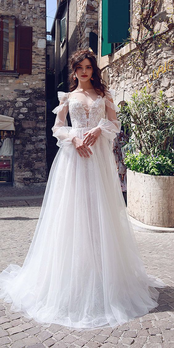 Весільні сукні 2020: ТОП-10 варіантів для наречених