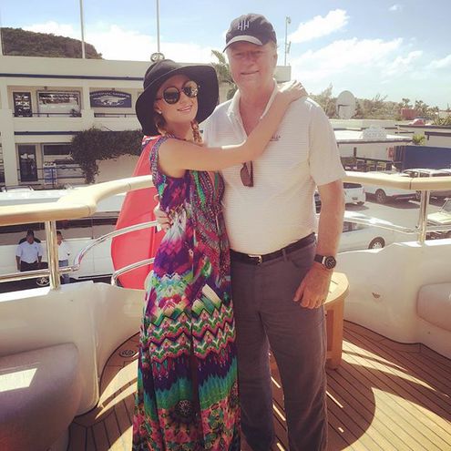 Пэрис Хилтон