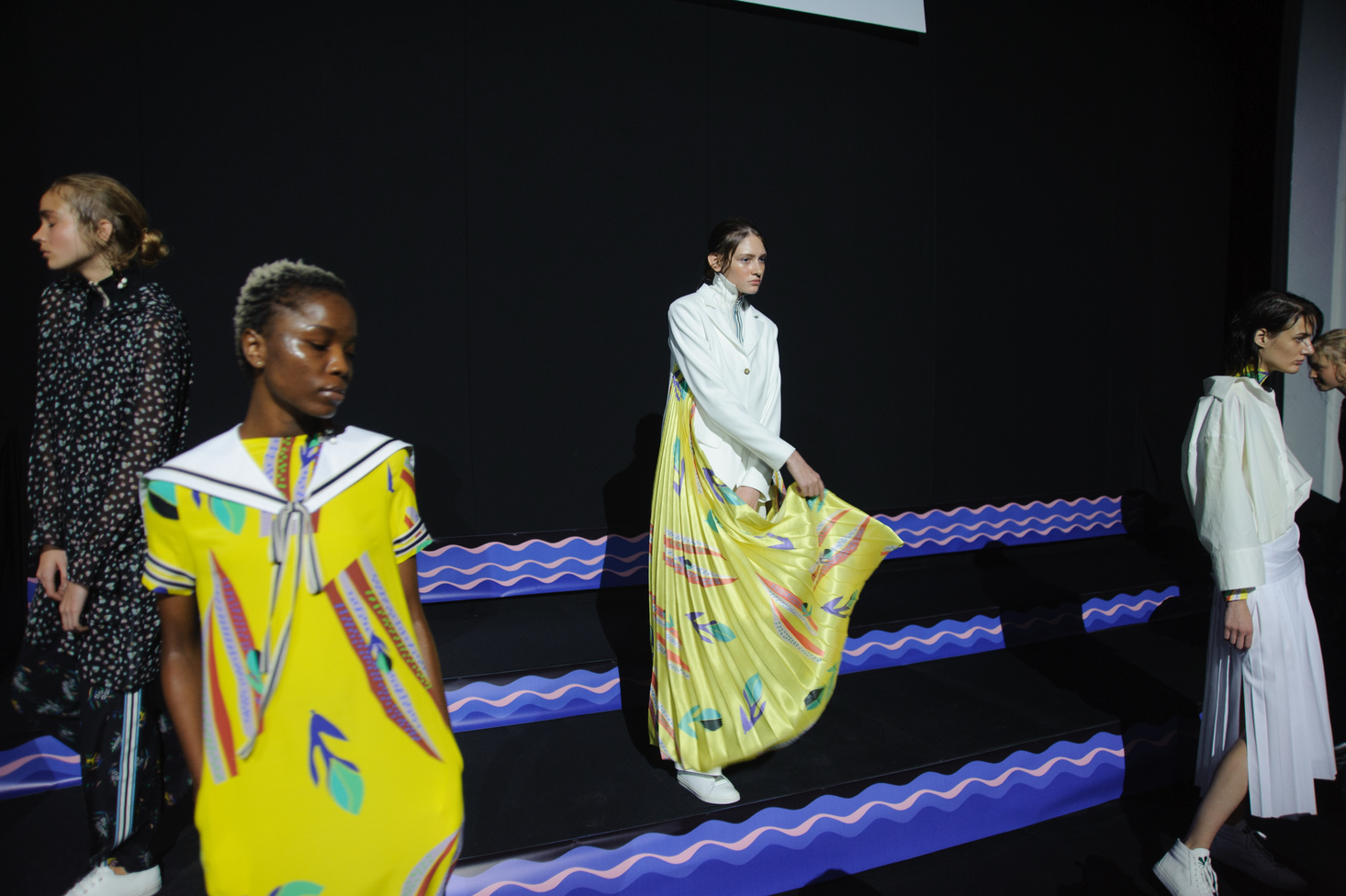 POUSTOVIT весна-лето 2017