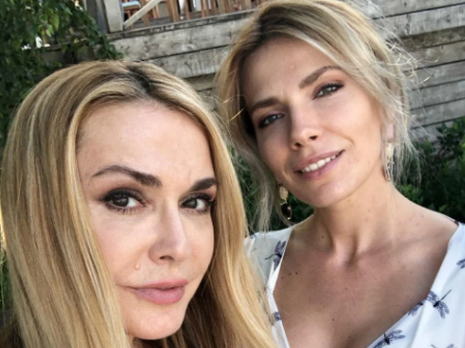 Сумська здивувала реакцією на запитання журналістки про дочку, яка живе в РФ