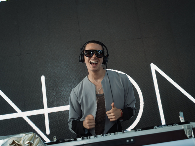 Киевская Точка G: On I Ona впервые создали иммерсивное шоу в ботсаду