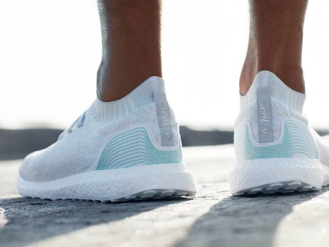 Нічого зайвого: Adidas створює кросівки з океанічного сміття