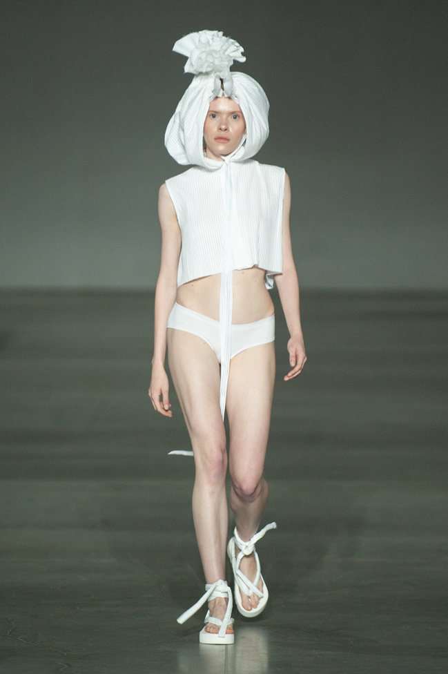 Показ DZHUS на Ukrainian Fashion Week noseason sept 2021