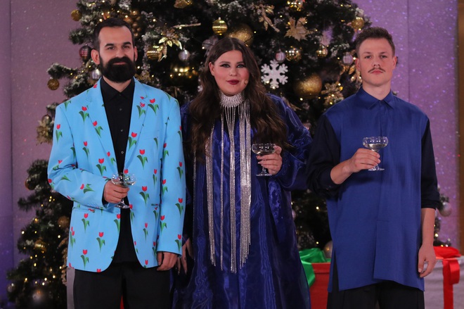 Українські зірки розповіли, ким були на дитячих новорічних святах