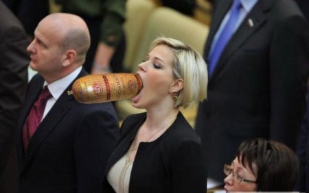 Мега карикатуры на политика блондинку