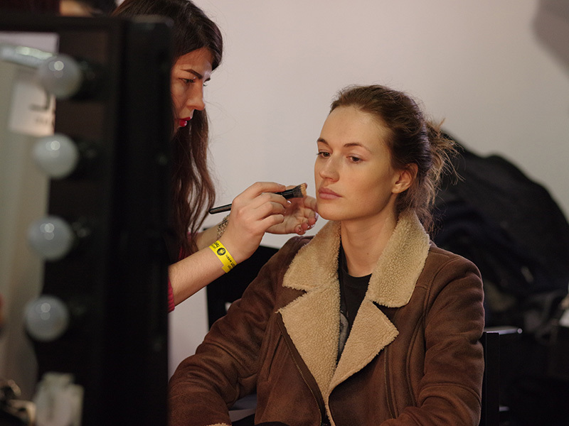 UFW AW 16/17. Второй день: бэкстейдж макияж