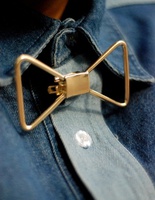 Як носити брошки