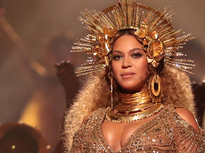 беременна Бейонсе