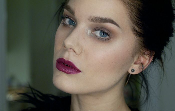 Макіяж з акцентом на губи
