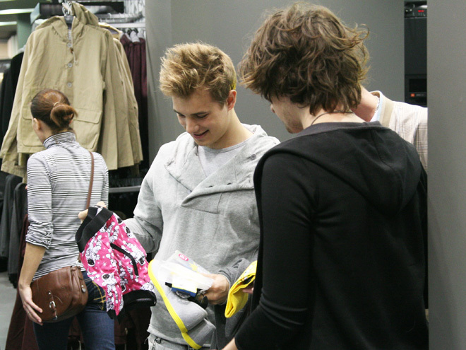 Дио фильмы выбрали трусы, а АРМИЯ кошельки