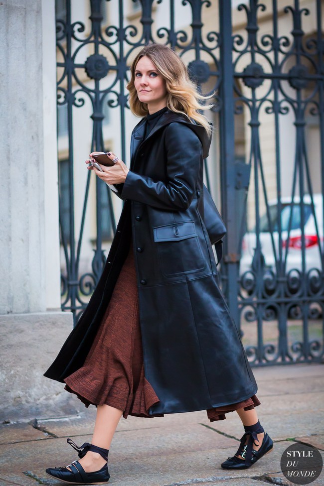 Как и с чем носить юбку осенью 2016: стритстайл образы