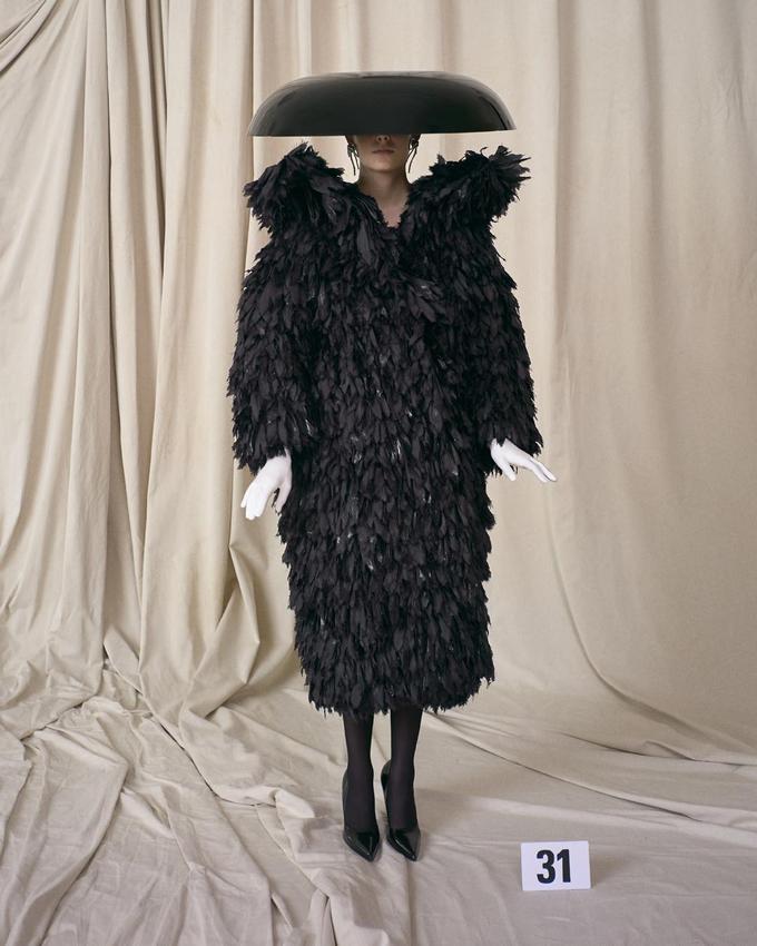 Balenciaga, Haute Couture Fall/Winter 2021/2022