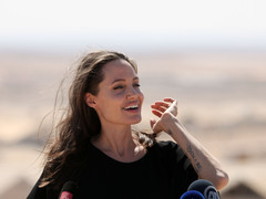 Анджелина Джоли в Камбодже