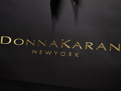 Модний будинок Donna Karan проданий за 650 мільйонів доларів