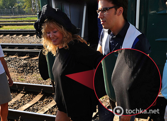 Алла Пугачова засвітила соски