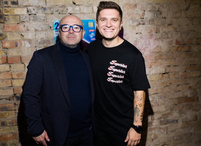 Вечеринка в честь дня рождения Анатолия Анатолича