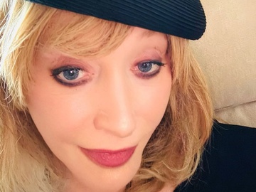 Сумська й Валевська звернулися до Пугачової в 77-річчя