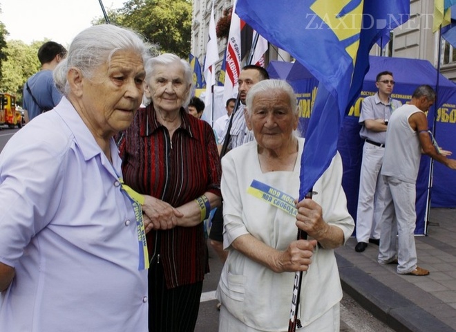 протест проти закону про мови у Львові