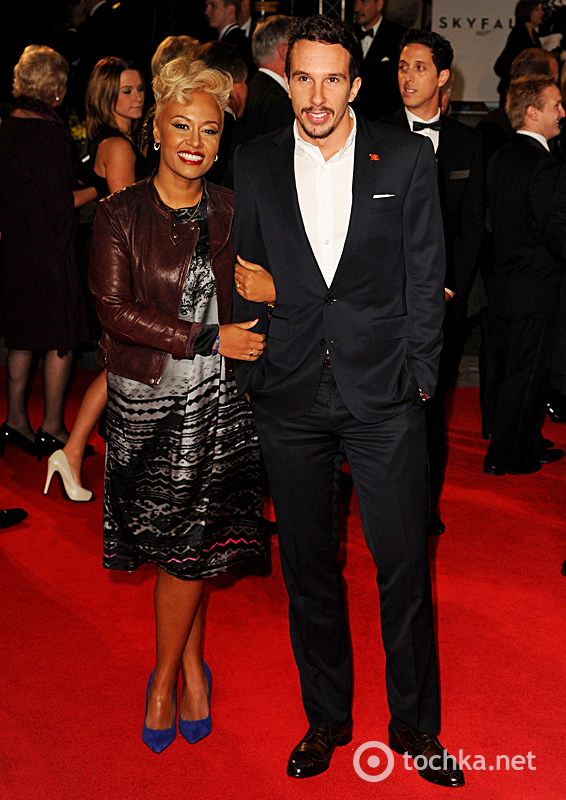 Наряди гостей на прем'єрі Бонда