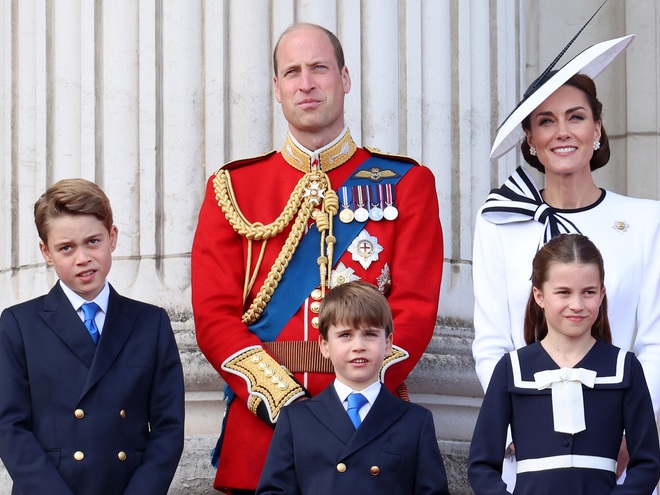 Принцу Вільяму — 42 роки: як його привітали дружина Кейт Міддлтон та троє дітей