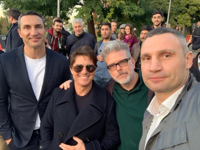 Виталий Кличко устроил Тому Крузу экскурсию по Киеву