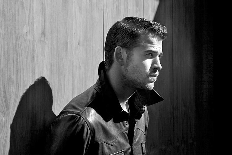 Лиам Хемсворт