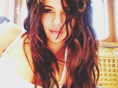 Селена Гомес