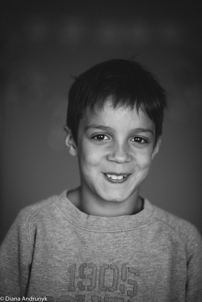 Українська співачка презентувала відео на нову пісню до міжнародного дня молитви за дітей сиріт