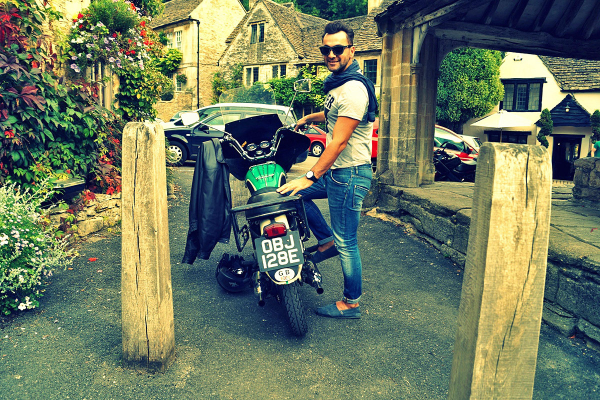 Село Castle Combe