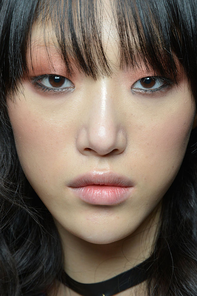 Повседневный макияж: пастельные тени