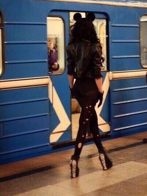 Странные люди в метро