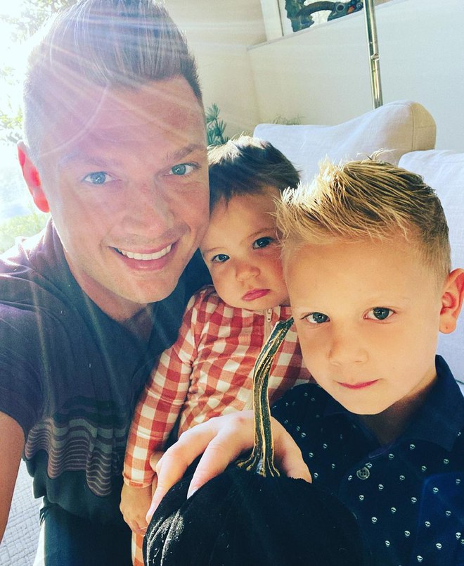 Ник Картер с сыном и дочерью