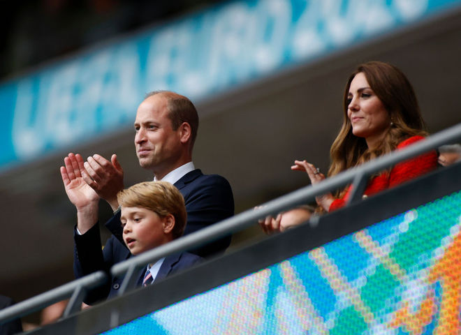 Принц Уильям, Кейт Миддлтон и принц Джордж посетили матч Евро-2020