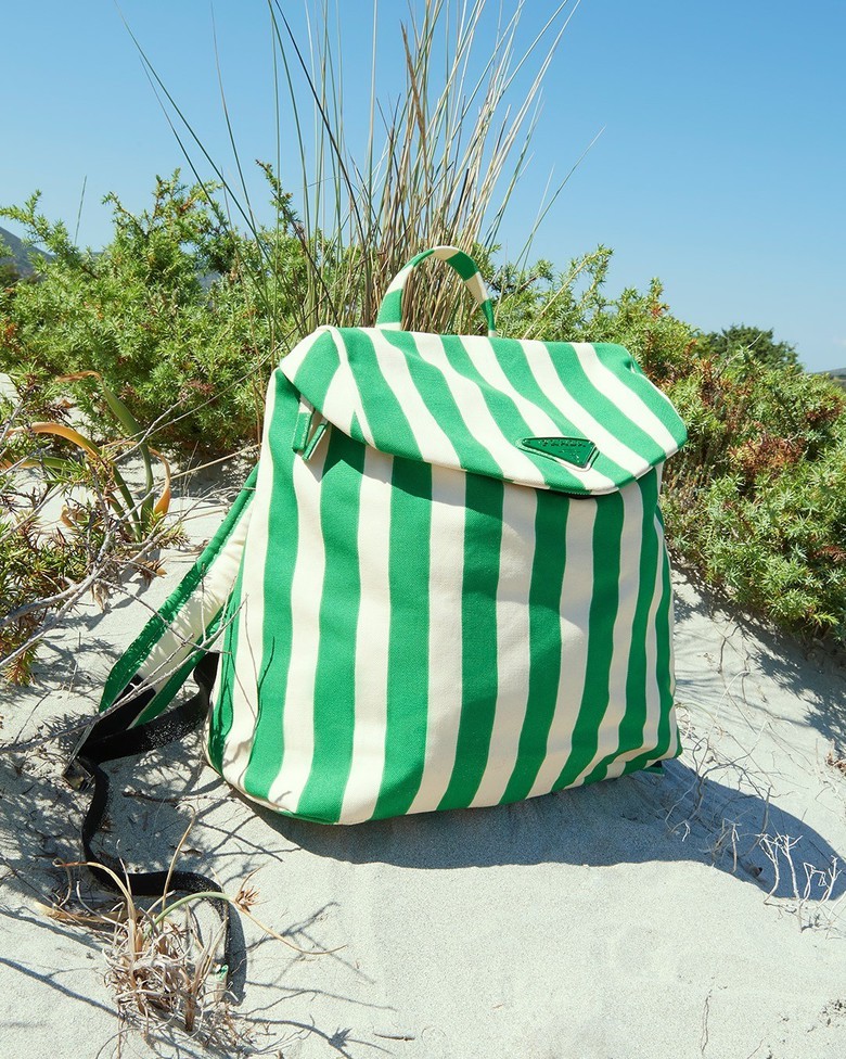 Prada весна-лето 2022