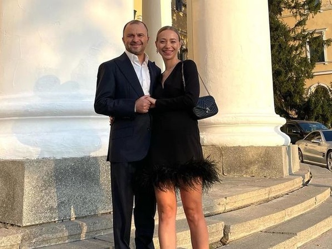 Дружина Павліка розсекретила щомісячний дохід у Мережі та відповіла на критику хейтерів