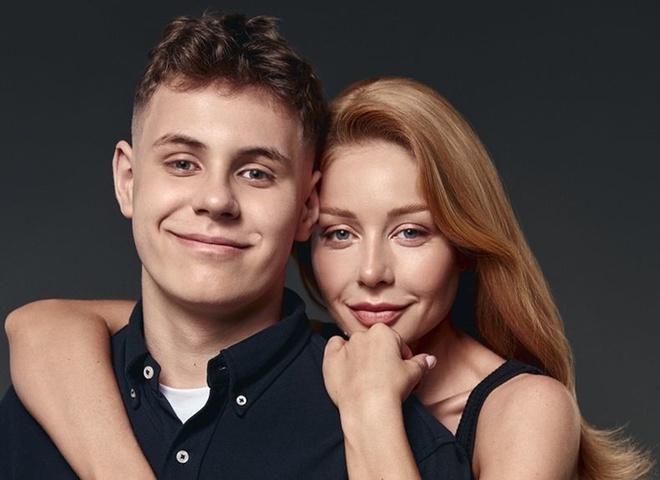 Кароль показала 16-річного сина із новою стрижкою