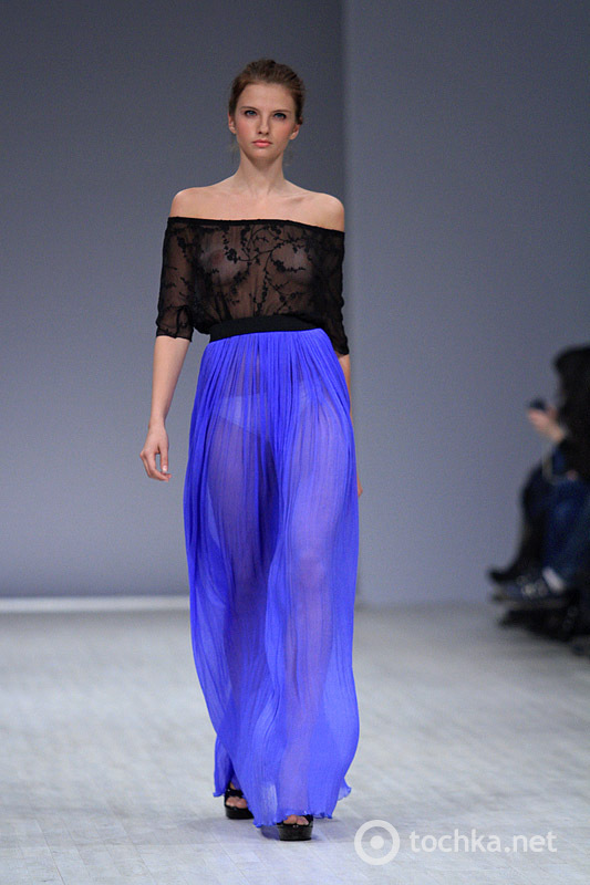 Показ Elena BURBA