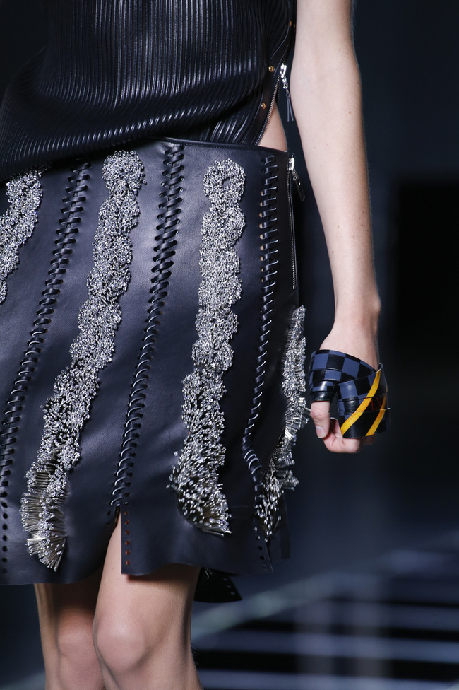 Модні браслети літо 2016:Louis Vitton