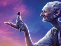 Обои на рабочий стол. Большой и добрый великан. HD