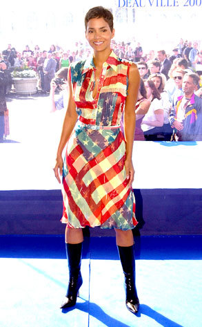 День независимости США: патриотические наряды знаменитостей