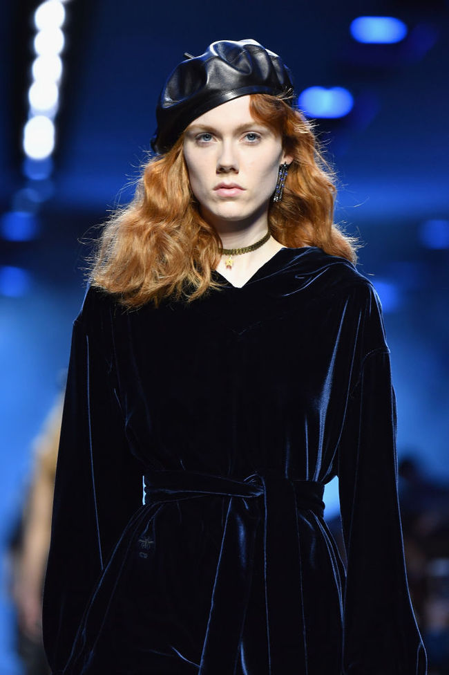 Бархатные вещи на осень 2017