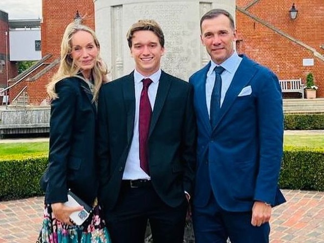 Андрій Шевченко із дружиною публічно звернулися до старшого сина з нагоди його 19-річчя