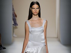 Victoria Beckham весна-лето 2017