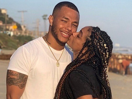 Звезду фильма "Сумерки" и его девушку нашли мертвыми в собственной квартире